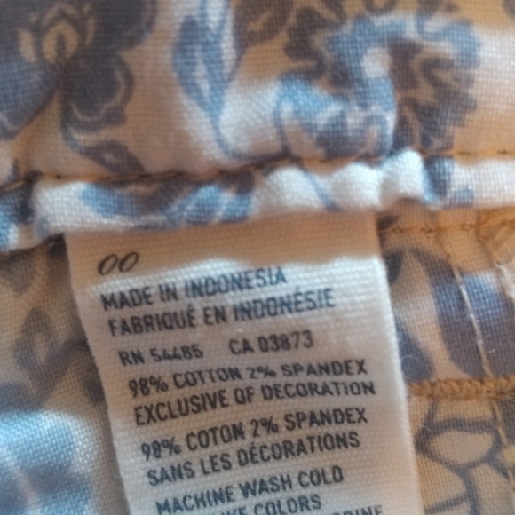 American Eagle low rise beige shorts -Size 00 - Picture 6 of 7